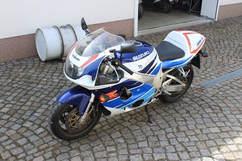 Suzuki gsx r750 srad 1996 - gsx-r750,