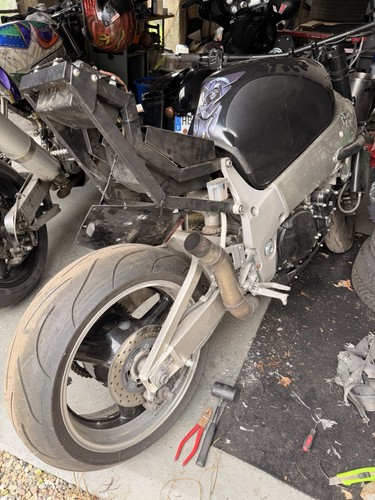 Suzuki gsx 750 srad - 750, (gr7db)